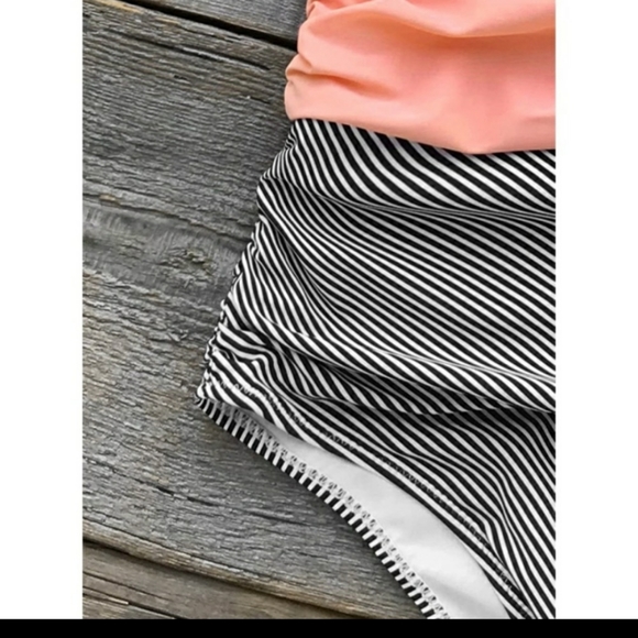 2 Bathing Suits - Picture 6 of 9